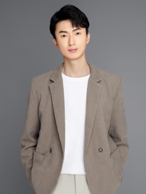 廈門(mén)國(guó)貿(mào)同悅140㎡現(xiàn)代簡(jiǎn)約，既有檔次又有精致