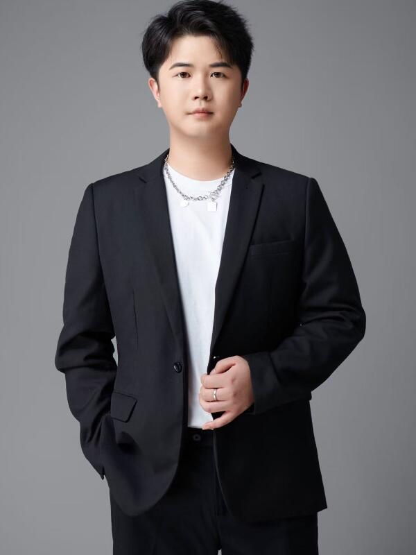 古龍山語聽溪 300㎡意式輕奢